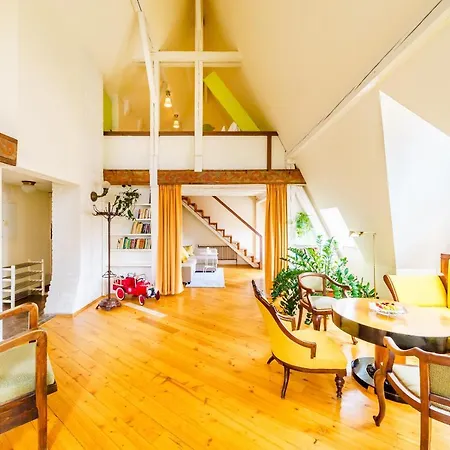 Luxurious Parizska Apt With View דירה פראג